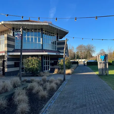 Vakantiepark De Ijsvogel - Chalet 102 Voorthuizen
